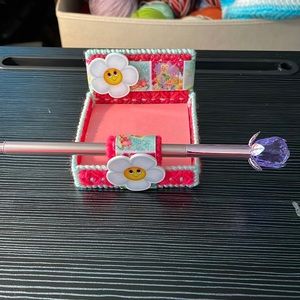Tinker Bell theme post it holder with pen and post it note.Handcrafted with ♥️